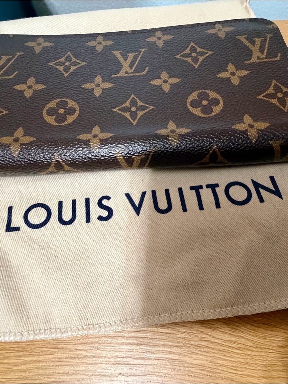 Louis Vuitton Monogram Canvas Long Zip Wallet in Brown/Tan